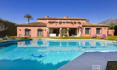 Grand 7 Bedroom Villa with Pool – Golden Mile